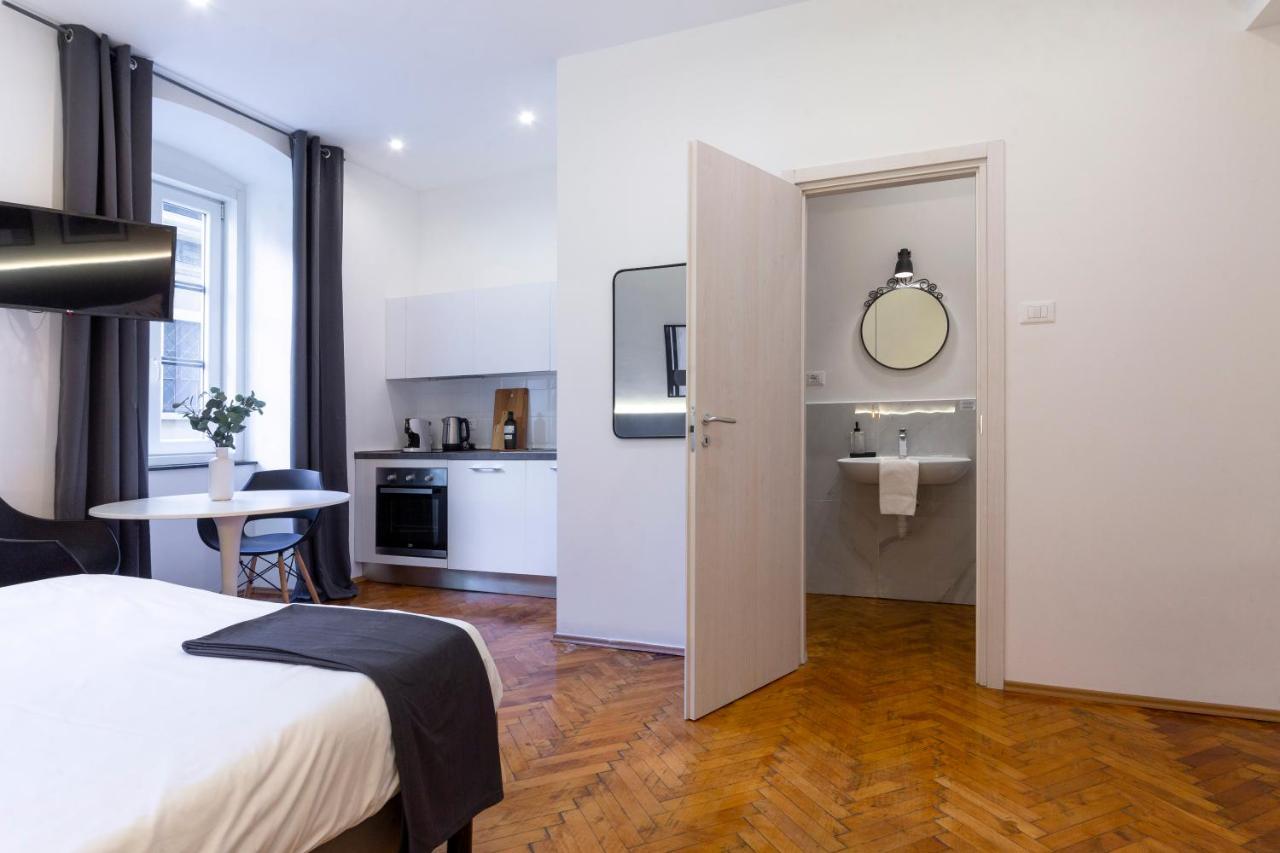 Amazing Studio In The City Center + Wifi Trieste Extérieur photo